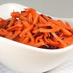 Zdravi zalogaji_Salata od đumbira i mrkve sa brusnicama Zdravi zalogaji_Salata od đumbira i mrkve sa brusnicama