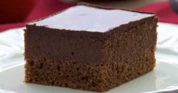 Čokoladne kocke s jabukama i rumom