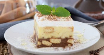 Bez pečenja: Kremasti kolač s bananama